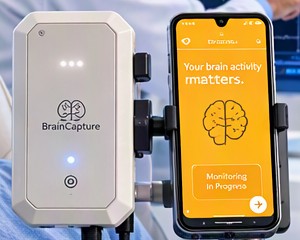 BrainCapture BC-1 portable EEG amplifier with the mobile app